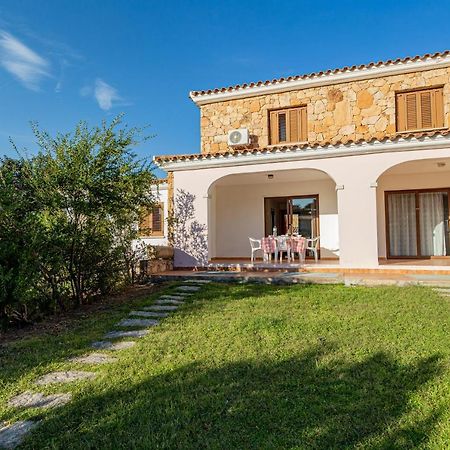 Appartamento Trilocale Vicino Al Centro Di San Teodoro San Teodoro  Bagian luar foto